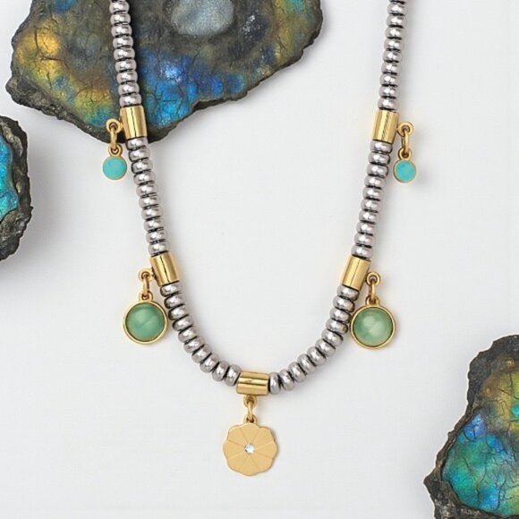 πBoho Chic Two Tone 18K Gold Plated Stainless Steel Necklace Floral Charm - Picture 6 of 13